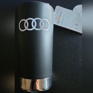 New With Tags Audi Klean Kanteen thermal bottle in black